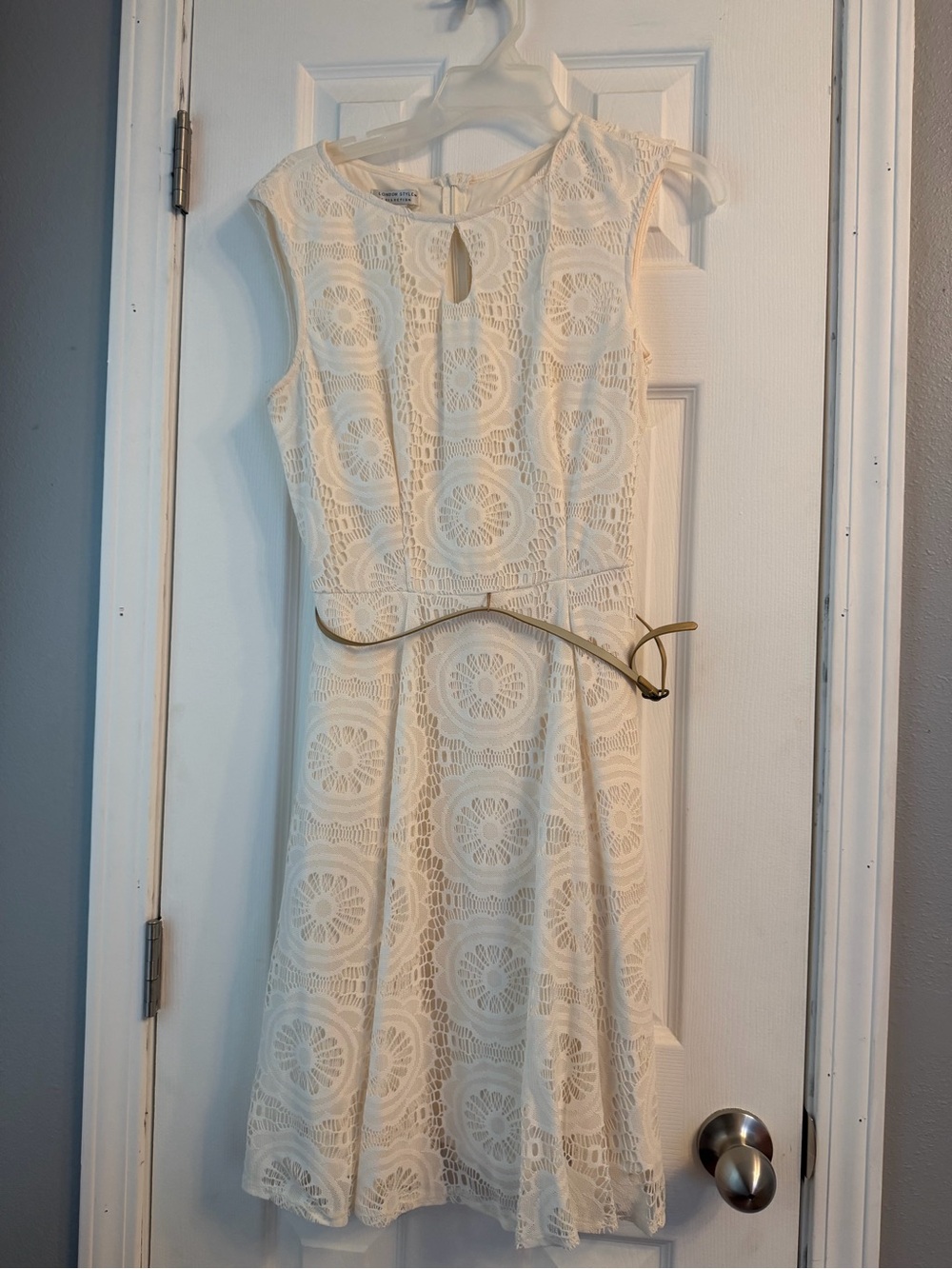 London Style Cream Crochet Lace Fit-and-Flare Dress